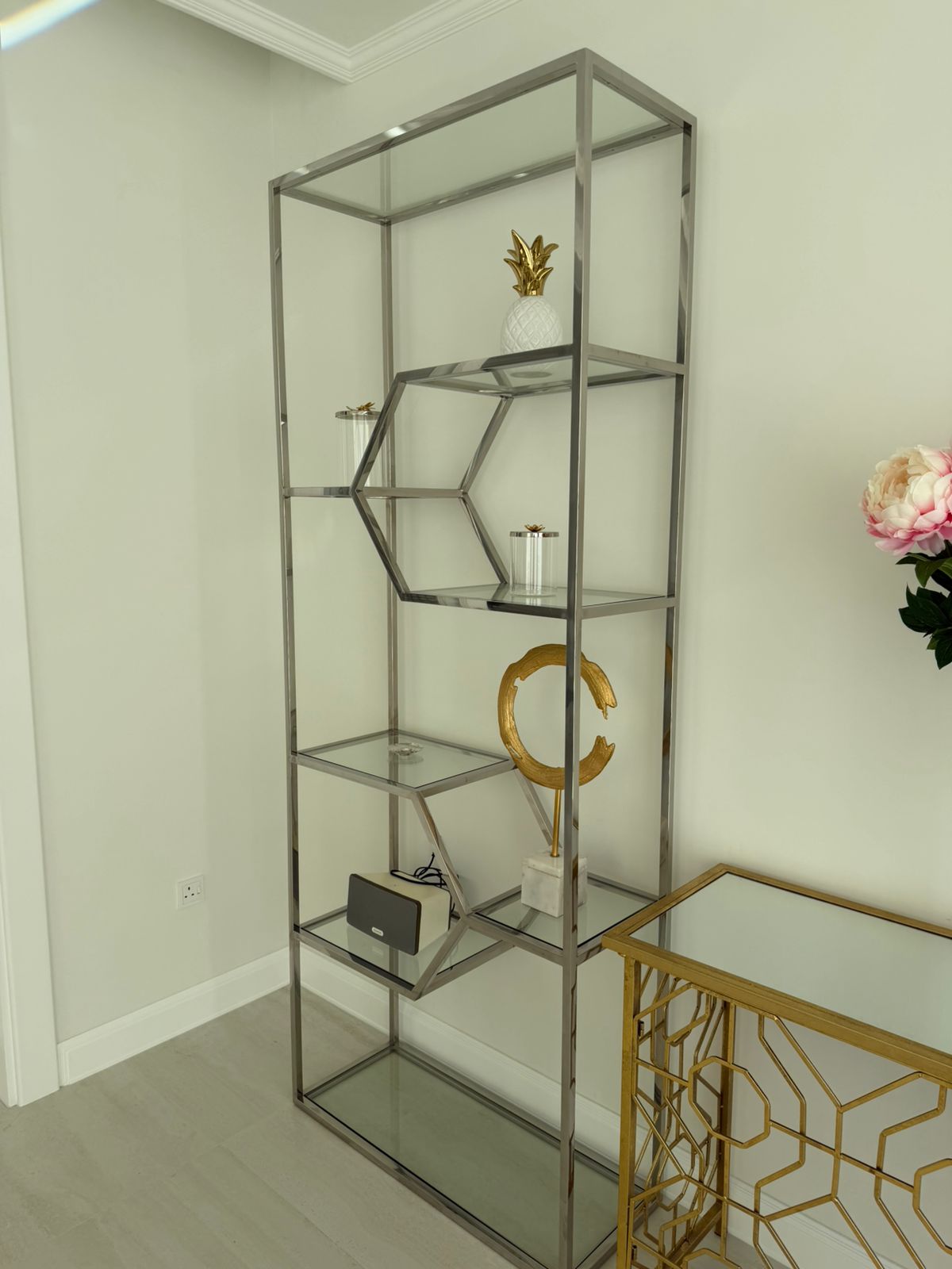 Pair of Geometric Glass Bookcases thumbnail 4