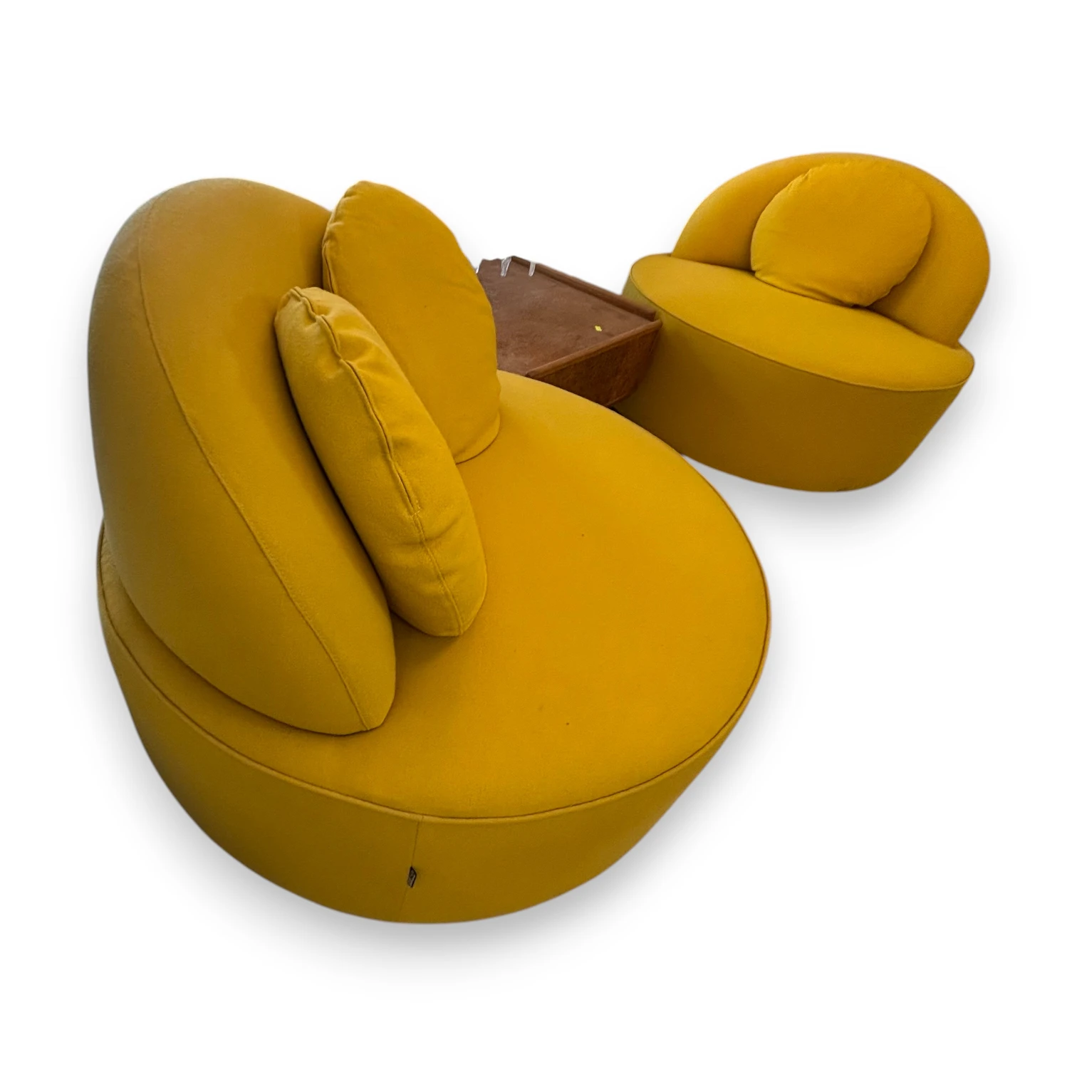Pair of ''Comète'' Lounge Chairs by Vladimir Kagan for Roche Bobois thumbnail 4