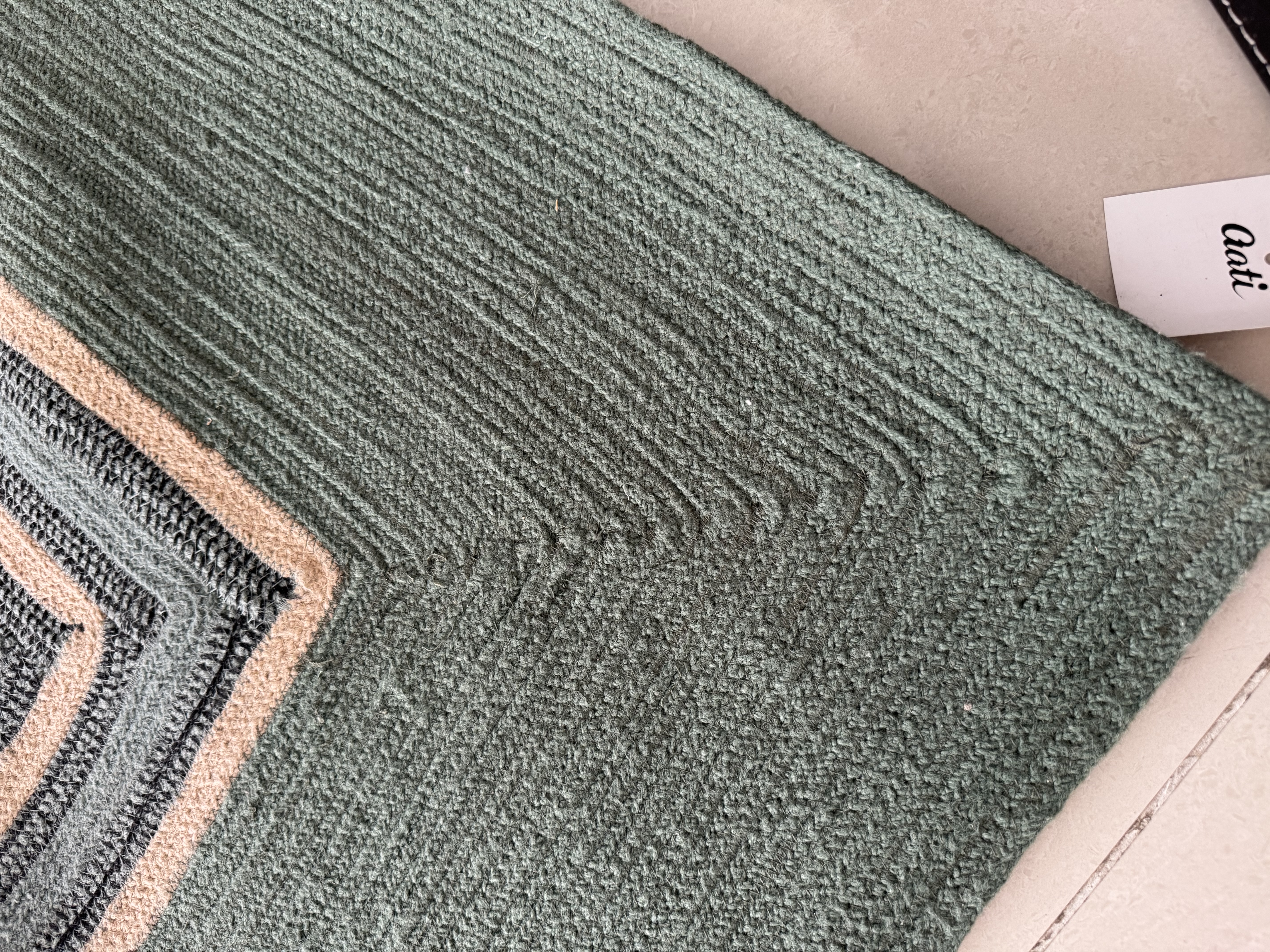 Élitis Disco Outdoor Rug – Sage Green thumbnail 9