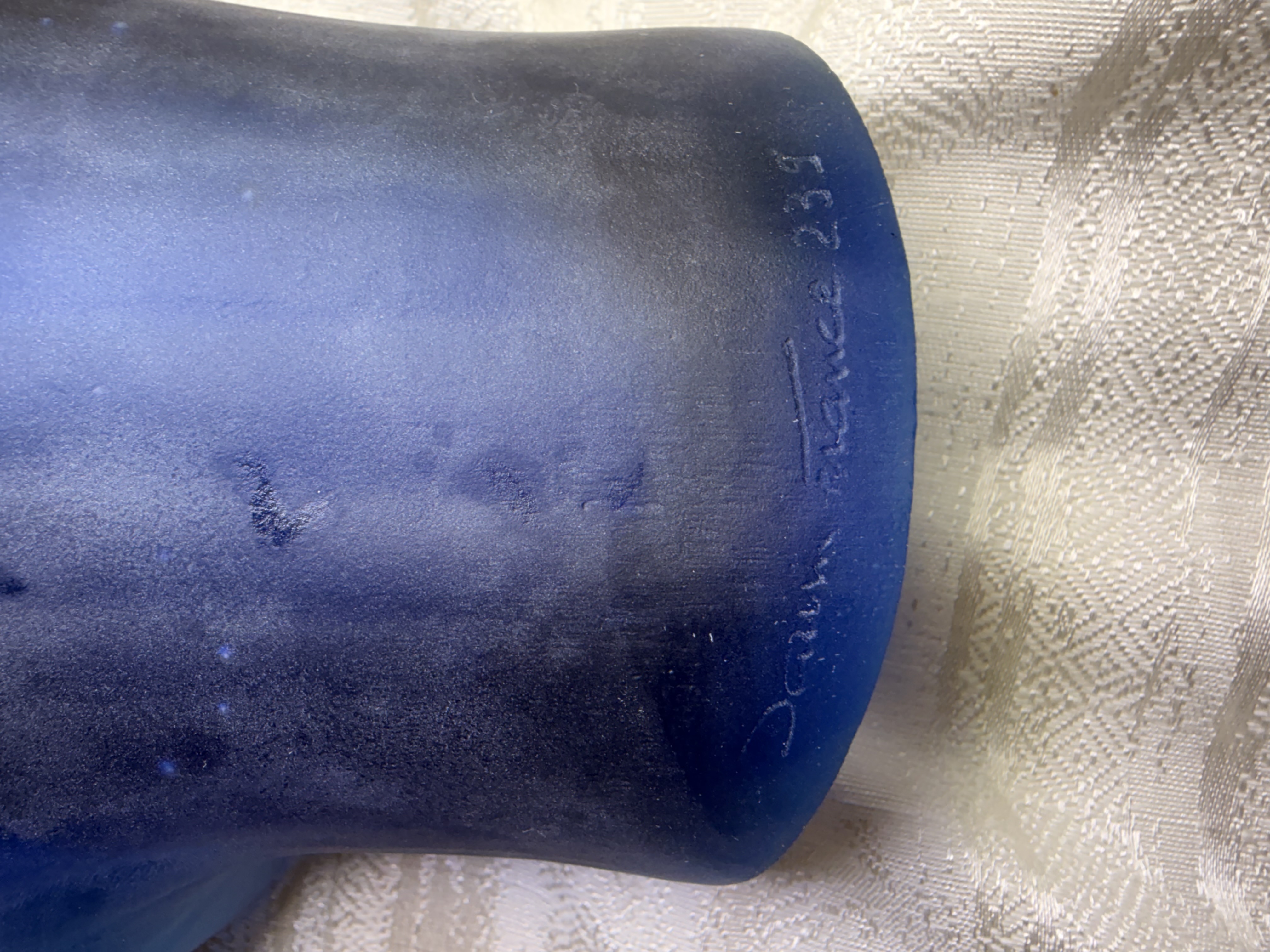 Daum France Arum Medium Vase in Blue Pâte de Cristal – Numbered Edition No. 239 thumbnail 4